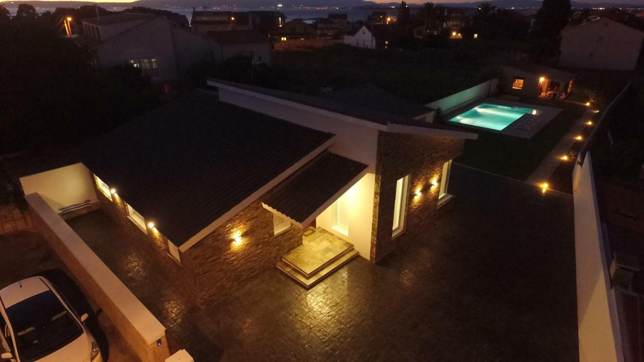 Casa Rural Con Piscina Vina De Millan O Grove Dış mekan fotoğraf